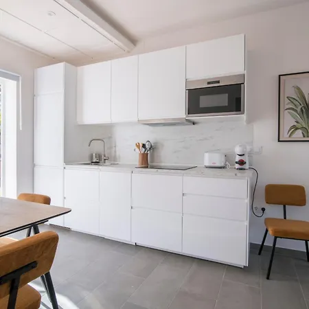 Apartment Acogedor Con Jardin En 3 *